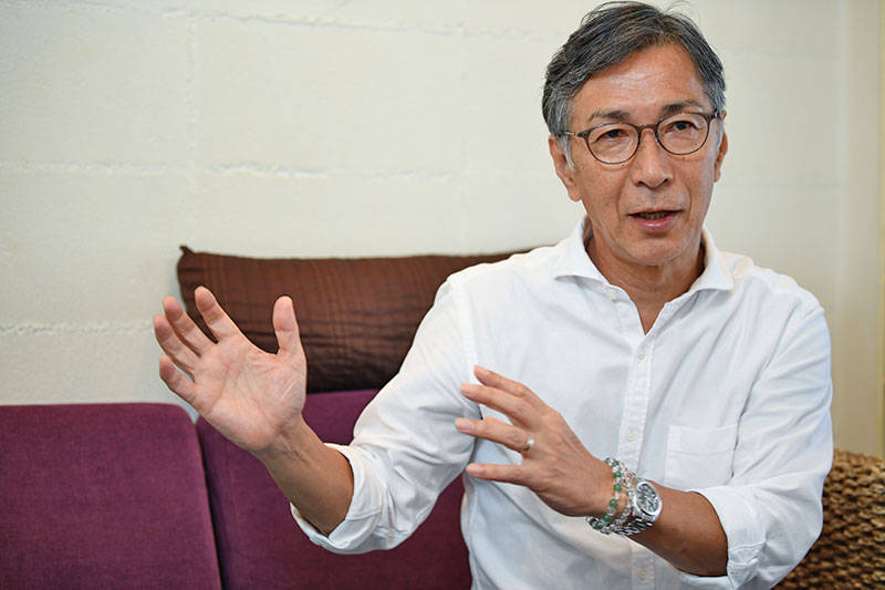 戦術について語る水沼貴史さん