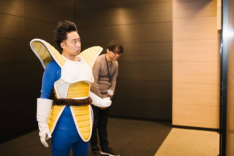 あえてエレベーター移動をするR藤本