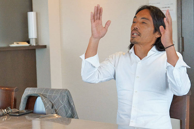 選手のあり方について語る安彦さん
