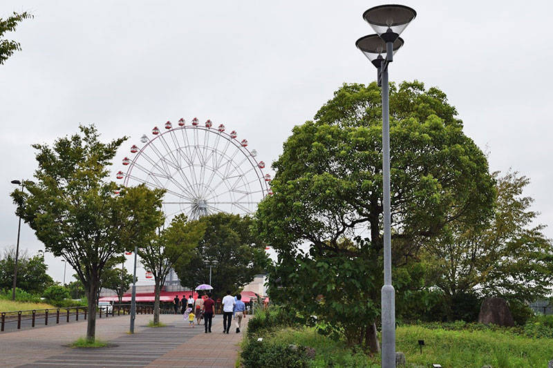 f:id:sakumaga:20200116104943j:plain どでかい休憩施設