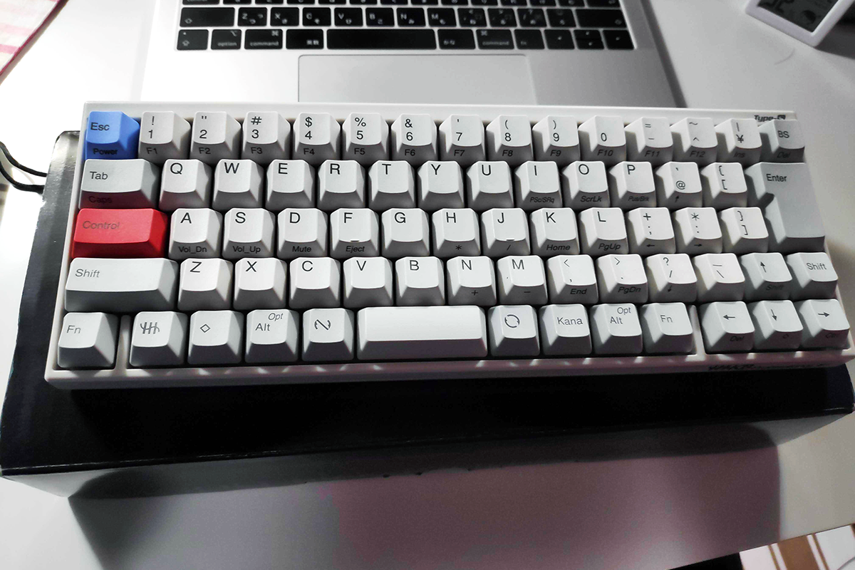 キーボード