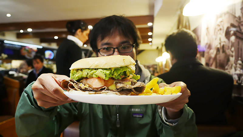 チリのハンバーガー！