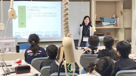 さくらの学校支援プロジェクトで展開している小学校への「出前授業」
