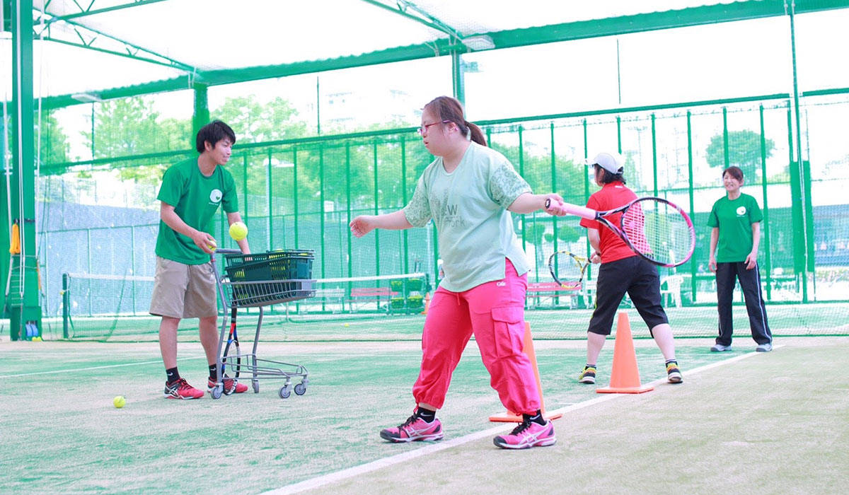 （知的障がいのある方を対象としたテニス教室「Special Tennis」）