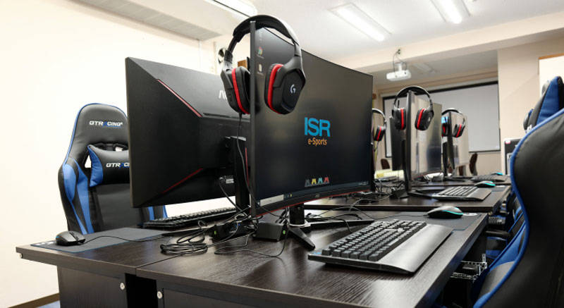 （▲出典：60歳以上限定eスポーツ施設ISR e-Sports）