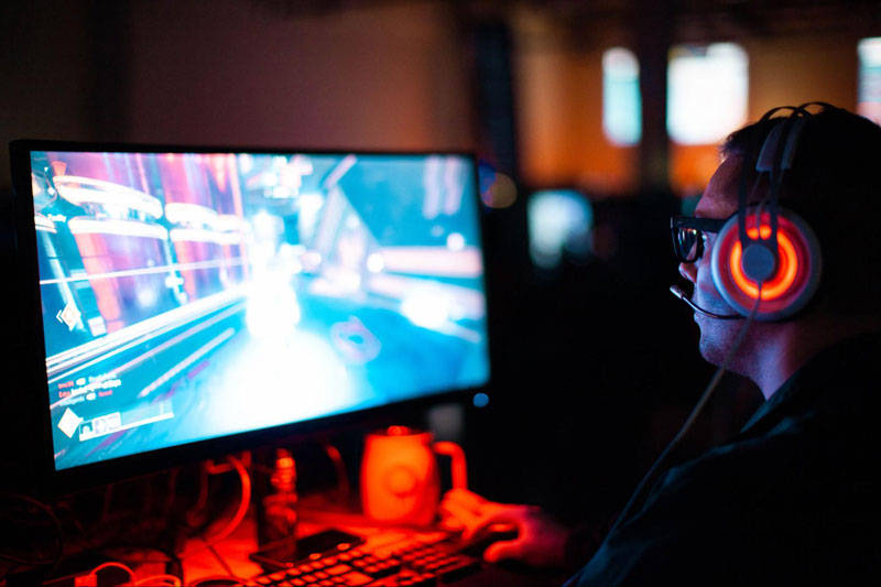 eスポーツゲーマー